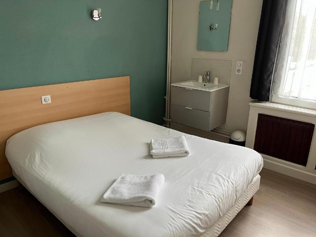 Hotel Aux Bons Amis Reims Eksteriør bilde